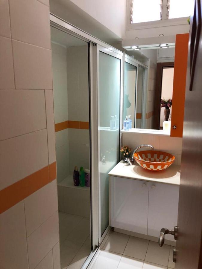 Sky Home Apartment Jabotinsky 8 Бат-Ям Екстер'єр фото